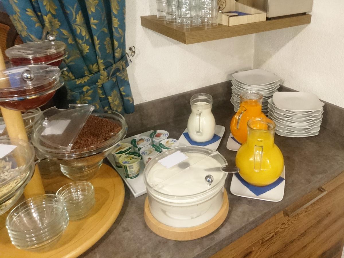 Hotel Nes Crepes Pozza di Fassa Dış mekan fotoğraf
